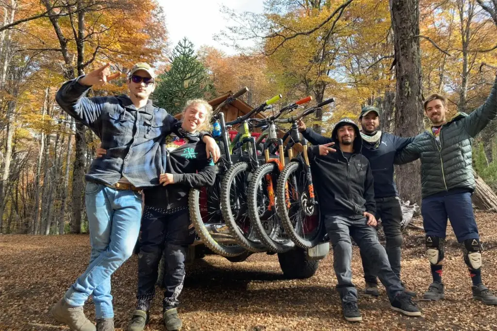 Tour Downhill medio día en veranadas Pewenche